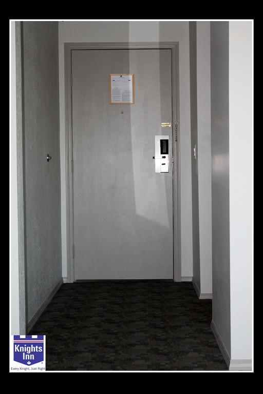 Knights Inn Κάμλουπς Εξωτερικό φωτογραφία
